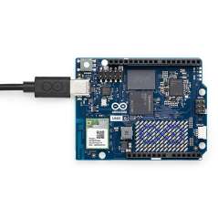 Arduino UNO Q - Linux Debian-capable Qualcomm  Dragonwing QRB2210(ABX00162) 7630049205673