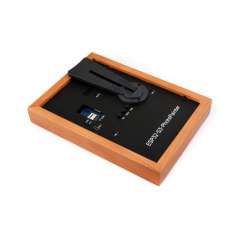 ESP32-S3-PhotoPainter 7.3inch E6 Full Color E-paper Display Wood Photo Frame, 800×480  (WS-32408) incl.Bat.